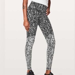 Lululemon wunder under ice breaker size 4 leggings black white‎ 27”